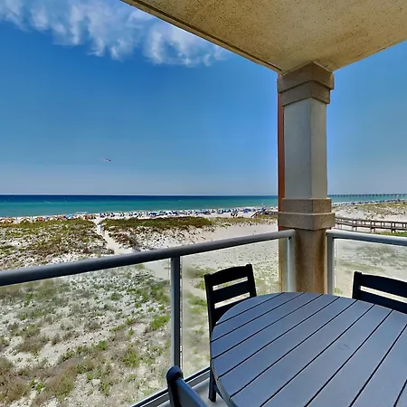 Beach Club 206A